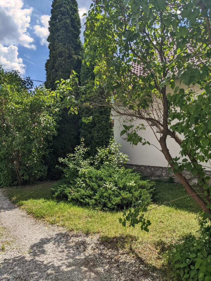 Villa Tulipan Haz à Szilvásvárad Extérieur photo